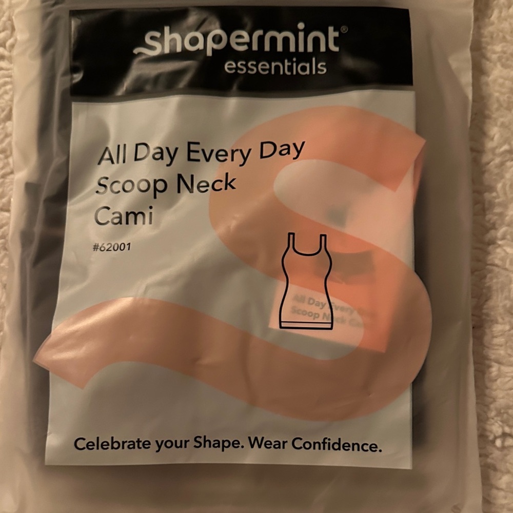 Shapermint Essentials All Day Black Cami